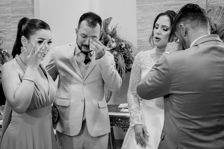 colecao_casamentos_BeatrizeElieltonFotografadoporMarcosLuvizeto-13-768x512 Resultados - Concursos de coleções de fotografia de casamento e pré casamentos - Premiadas - primeiro round - 2025