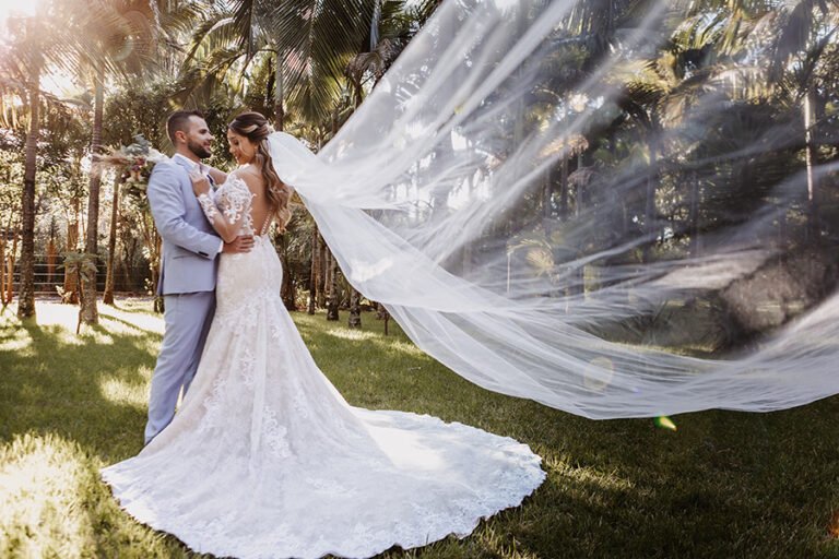colecao_casamentos_JulieneeDiogo-Foto-MarcosLuvizeto-3-768x512 Resultados - Concursos de coleções de fotografia de casamento e pré casamentos - Premiadas - primeiro round - 2025