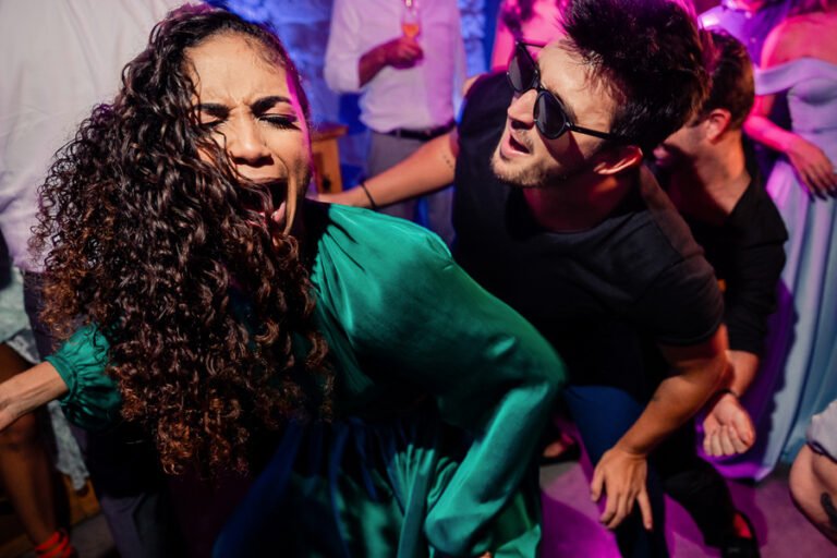 colecao_casamentos_daiane_e_luiz_fotografado_por_mateus_scheibel-15-768x512 Resultados - Concursos de coleções de fotografia de casamento e pré casamentos - Premiadas - primeiro round - 2025
