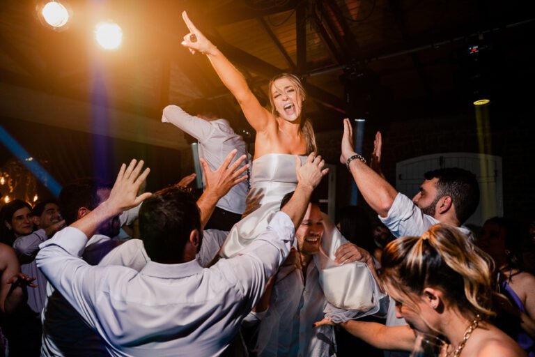 colecao_casamentos_daiane_e_luiz_fotografado_por_mateus_scheibel-18-768x512 Resultados - Concursos de coleções de fotografia de casamento e pré casamentos - Premiadas - primeiro round - 2025
