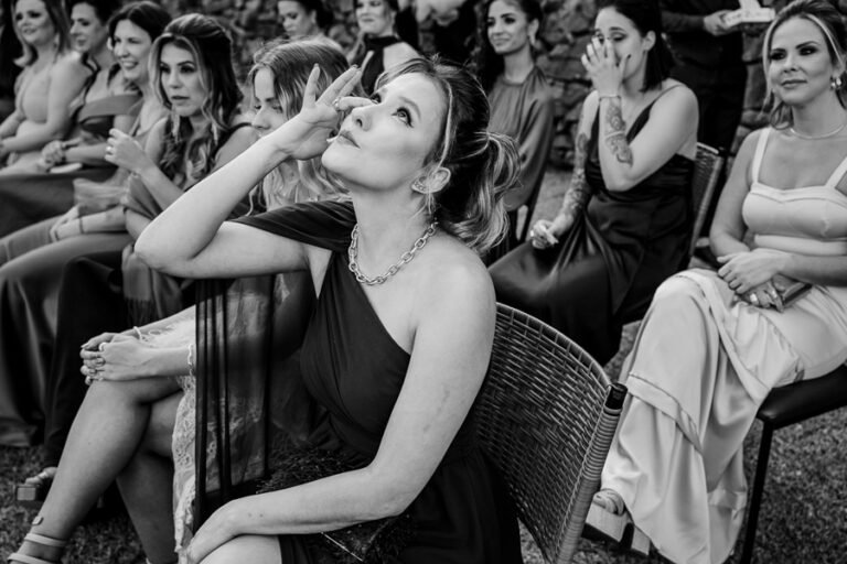 colecao_casamentos_daiane_e_luiz_fotografado_por_mateus_scheibel-2-768x512 Resultados - Concursos de coleções de fotografia de casamento e pré casamentos - Premiadas - primeiro round - 2025