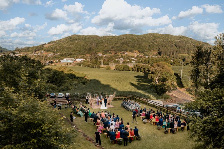 colecao_casamentos_daiane_e_luiz_fotografado_por_mateus_scheibel-5-768x512 Resultados - Concursos de coleções de fotografia de casamento e pré casamentos - Premiadas - primeiro round - 2025