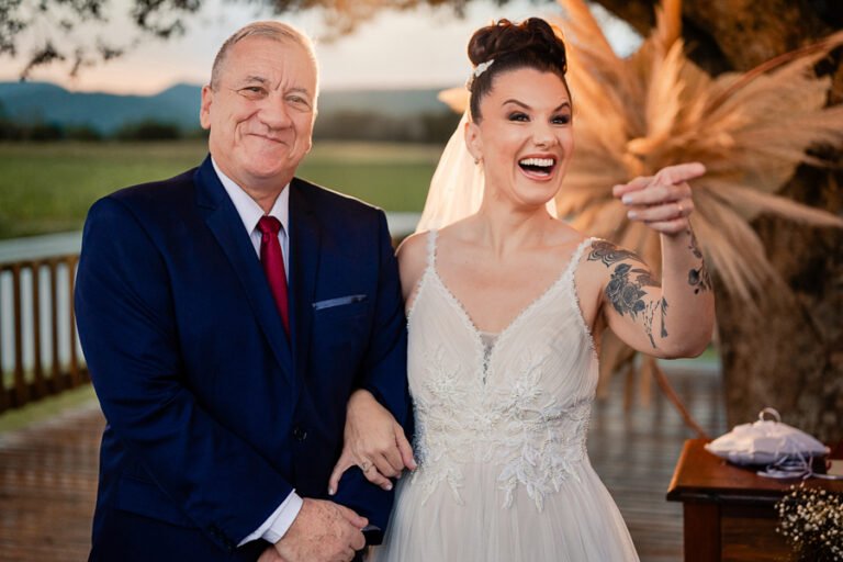 colecao_casamentos_giovana_e_redes_fotografado_por_mateus_scheibel-7-768x512 Resultados - Concursos de coleções de fotografia de casamento e pré casamentos - Premiadas - primeiro round - 2025