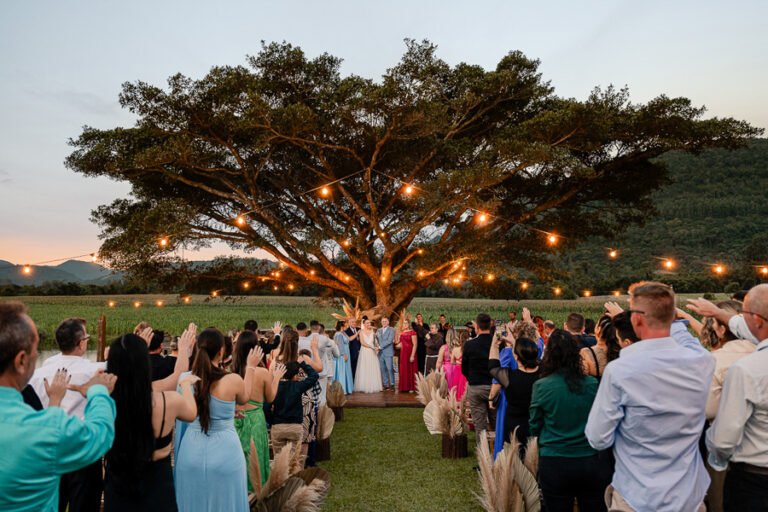 colecao_casamentos_giovana_e_redes_fotografado_por_mateus_scheibel-8-768x512 Resultados - Concursos de coleções de fotografia de casamento e pré casamentos - Premiadas - primeiro round - 2025