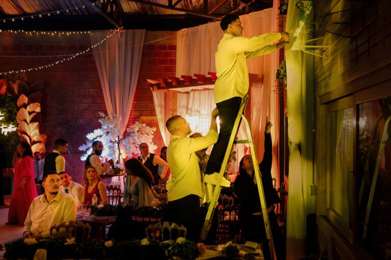 colecao_casamentos_natalia_e_gustavo_fotografado_por_mateus_scheibel-20-768x511 Resultados - Concursos de coleções de fotografia de casamento e pré casamentos - Premiadas - primeiro round - 2025