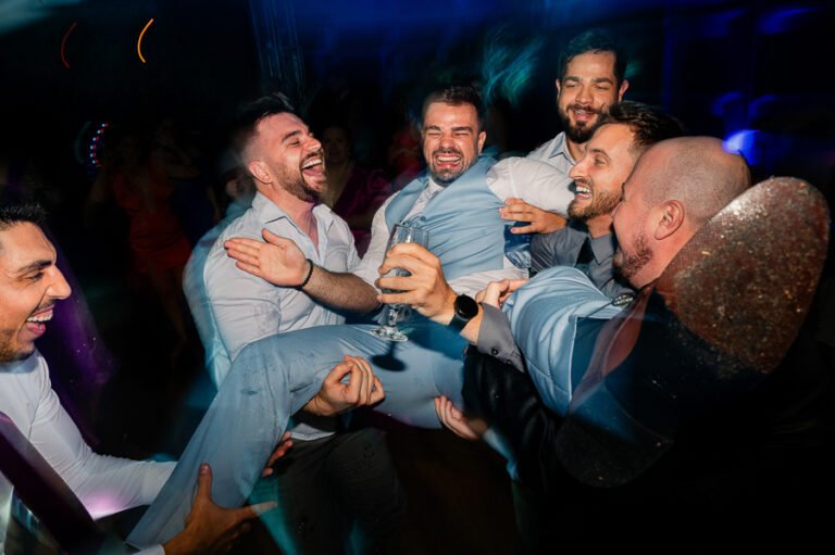 colecao_casamentos_tailine_e_gabriel_fotografado_por_mateus_scheibel-18-768x511 Resultados - Concursos de coleções de fotografia de casamento e pré casamentos - Premiadas - primeiro round - 2025