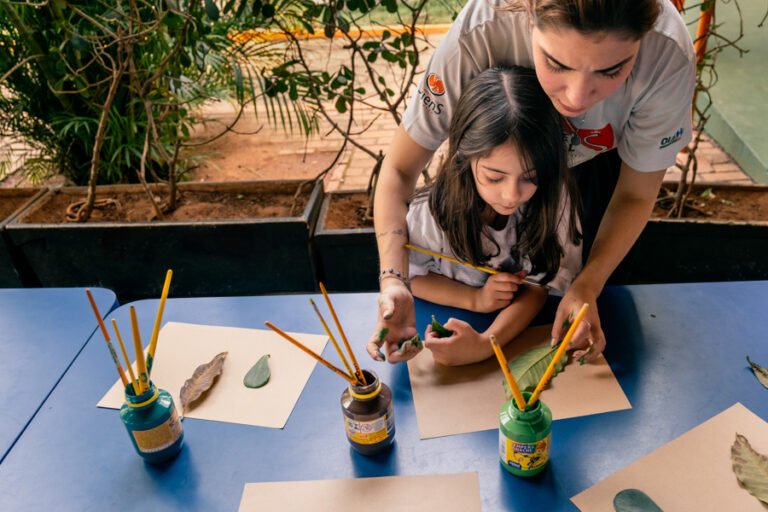 colecao_familia_Clara_fotografada_por_Estelle_Gautier_15-768x512 Resultados - concurso de coleções - Premiada de Familia e Festa Infantil - Primeiro Round 2025