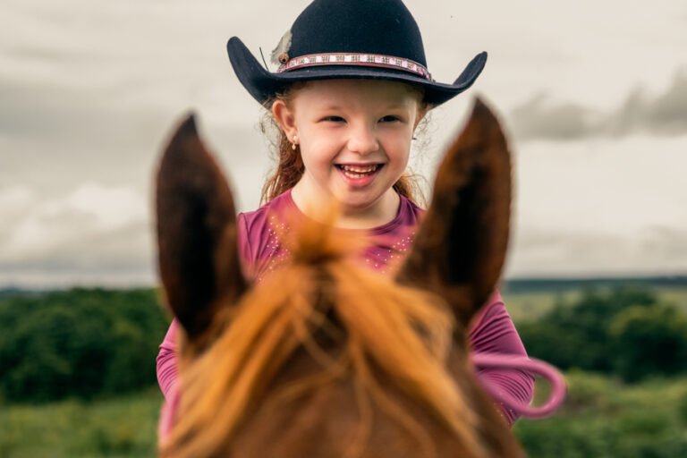 colecao_familia_Lara_e_Radija_fotografadas_por_Estelle_Gautier_18-768x512 Resultados - concurso de coleções - Premiada de Familia e Festa Infantil - Primeiro Round 2025