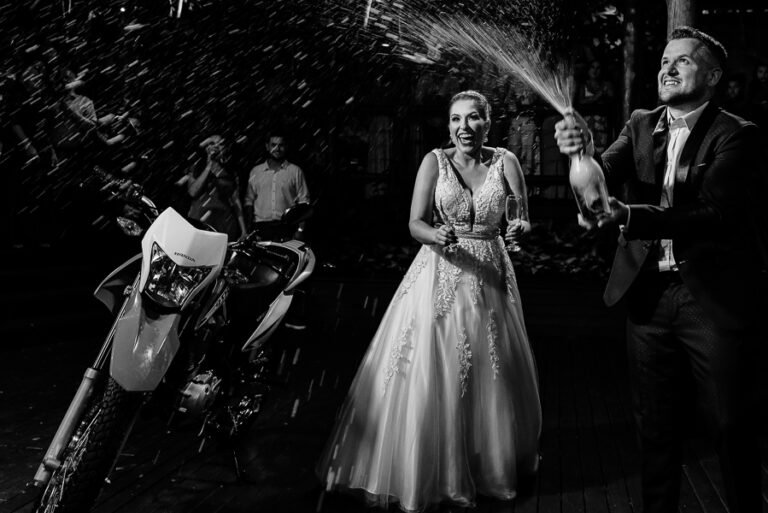 colecao_casamentoseensaio_JESSICATOBIAS_14-768x513 Resultados - Concursos de coleções de fotografia de casamento e pré casamentos - Premiadas - terceiro round - 2025