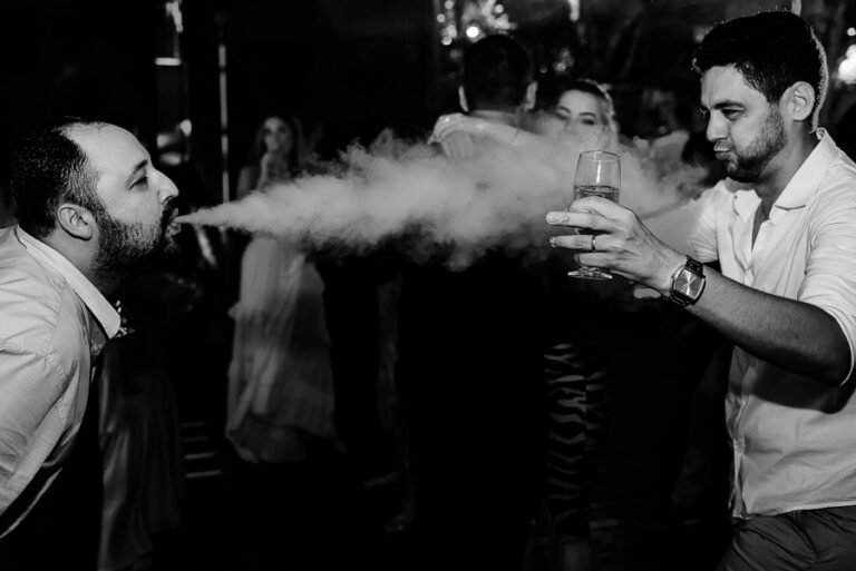 colecao_casamentoseensaio_JESSICATOBIAS_17-768x513 Resultados - Concursos de coleções de fotografia de casamento e pré casamentos - Premiadas - terceiro round - 2025