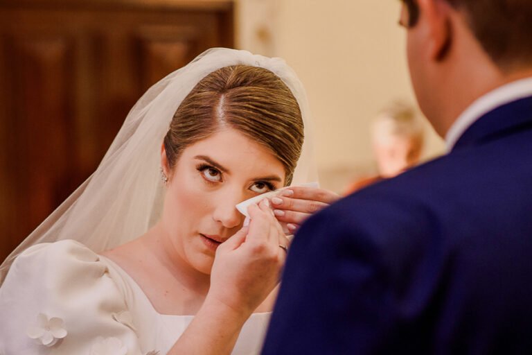 colecao_casamentoseensaio_LAURAGUI_09-768x512 Resultados - Concursos de coleções de fotografia de casamento e pré casamentos - Premiadas - terceiro round - 2025