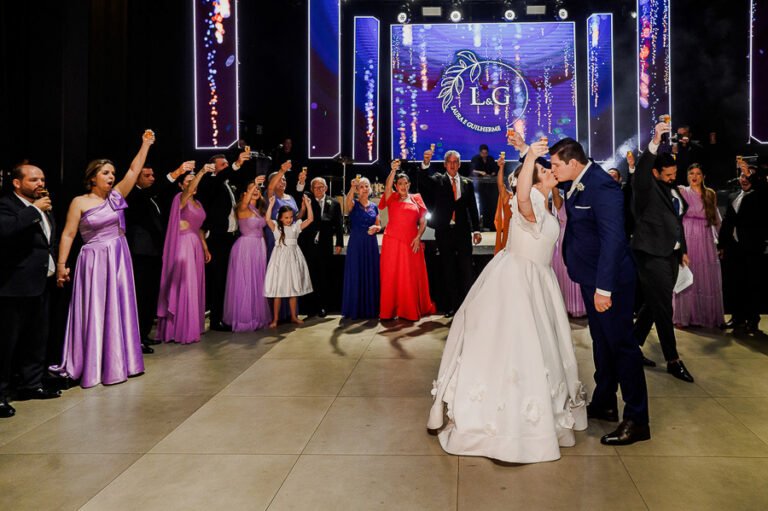 colecao_casamentoseensaio_LAURAGUI_14-768x511 Resultados - Concursos de coleções de fotografia de casamento e pré casamentos - Premiadas - terceiro round - 2025