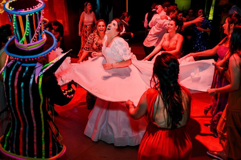 colecao_casamentoseensaio_LAURAGUI_15-768x511 Resultados - Concursos de coleções de fotografia de casamento e pré casamentos - Premiadas - terceiro round - 2025