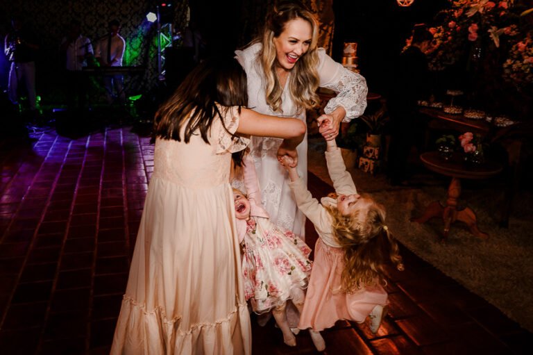 colecao_casamentoseensaio_LELYEDERSON_16-768x511 Resultados - Concursos de coleções de fotografia de casamento e pré casamentos - Premiadas - terceiro round - 2025