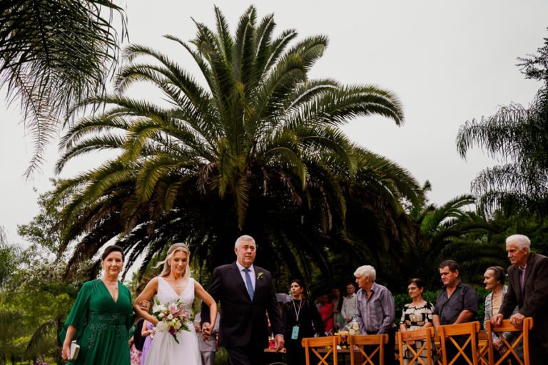 colecao_casamentoseensaio_MELISSAMARTIN_6-768x512 Resultados - Concursos de coleções de fotografia de casamento e pré casamentos - Premiadas - terceiro round - 2025