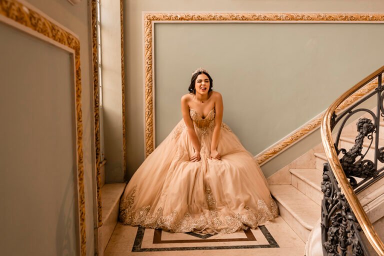 colecaodebutantes_DEB-LIVIA-4-768x512 Resultados - Concursos de coleções - Fotografia de Debutantes - Premiadas - segundo - 2025