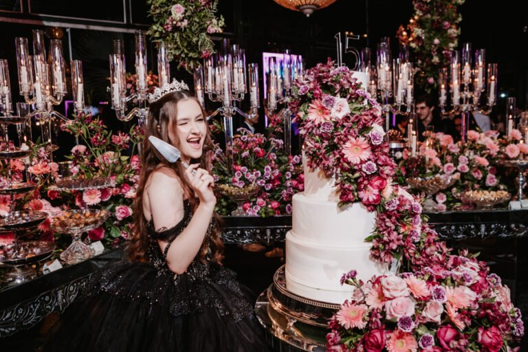 colecaodebutantes_Isa-xv-anos-colecao-14-768x512 Resultados - Concursos de coleções - Fotografia de Debutantes - Premiadas - segundo - 2025