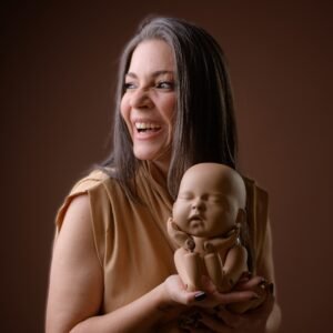 Karol foto Karol monarini de perfil